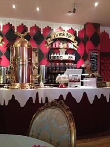 Alice in Wonderland Cafe Japan Bar